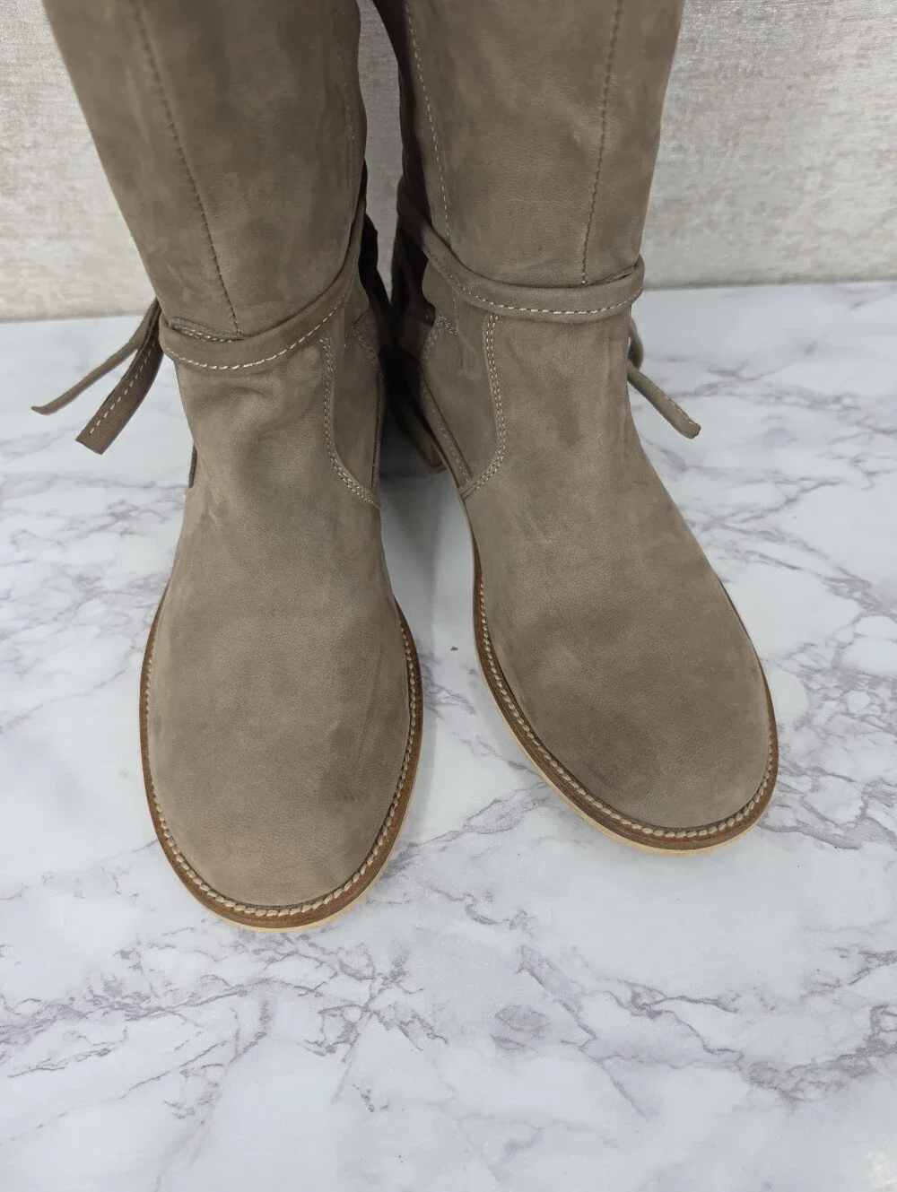 EMU Taupe Leather Knee High Tall Boots Shearling Footbed Women's Size 9